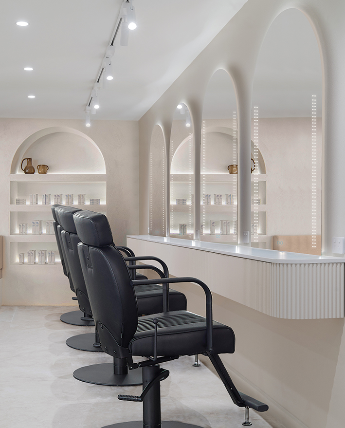5-Comfortel-Contemporary-Curves-Salon-Interior-Design-1