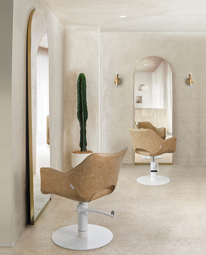 9-Comfortel-Modern-Mediterreanean-Salon-Interior-Design